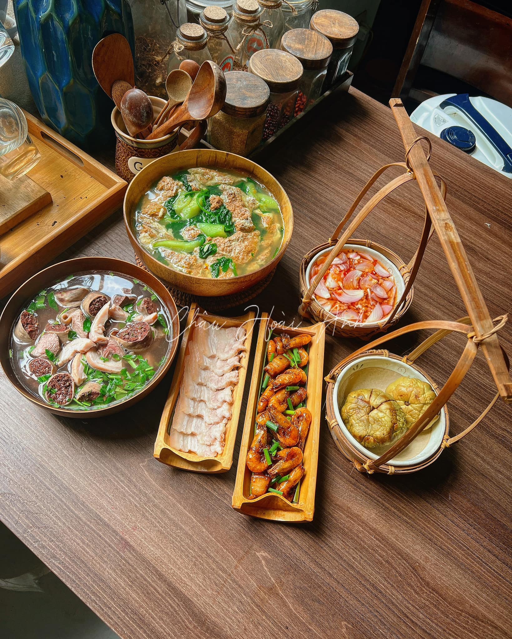 Tối nay chưa biết ăn gì, tham khảo ngay 30 mâm cơm nhà ngon miệng đẹp mắt - 6